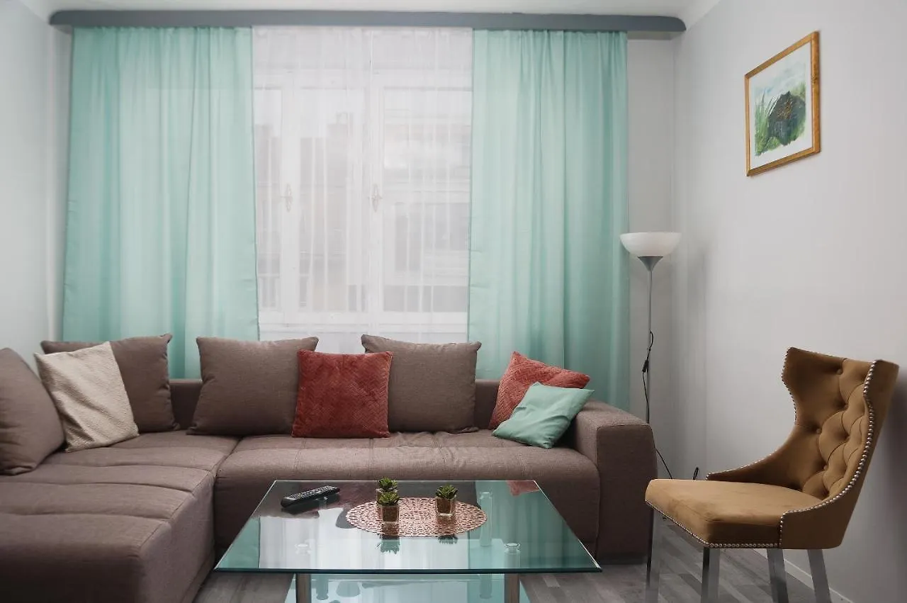 Brand-New Apartments On Shopping Street In Schoenbrunn With Lift Access Viena 0*,  Austria