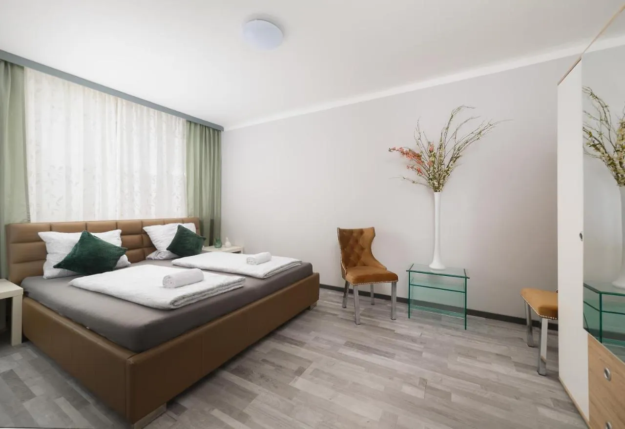 Brand-New Apartments On Shopping Street In Schoenbrunn With Lift Access Viena